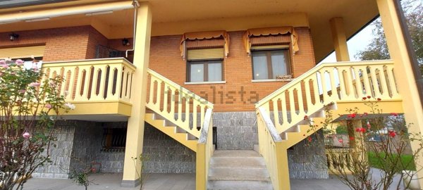 casa indipendente in vendita a Ronchis