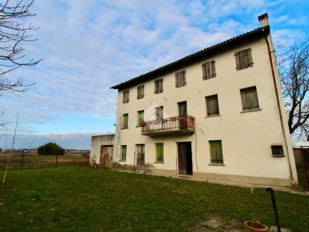 casa indipendente in vendita a Ronchis