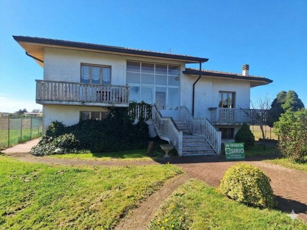 casa indipendente in vendita a Ronchis
