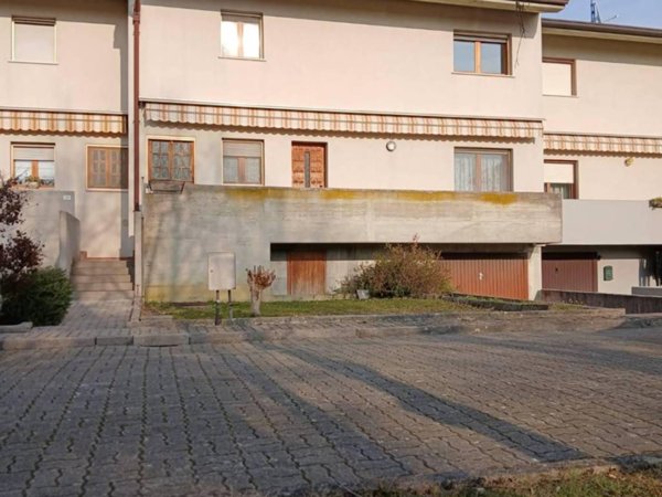 casa indipendente in vendita a Ruda