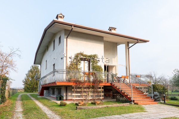 casa indipendente in vendita a Ruda