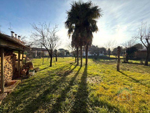 casale in vendita a Ruda