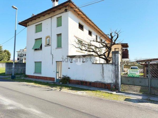 appartamento in vendita a San Daniele del Friuli in zona Villanova