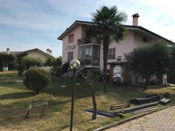 casa indipendente in vendita a San Daniele del Friuli