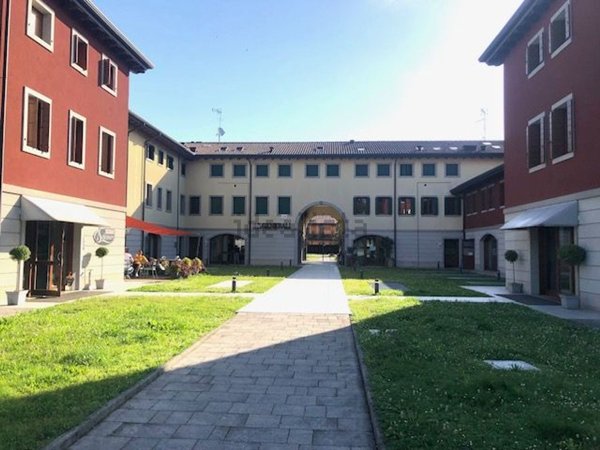 ufficio in vendita a San Daniele del Friuli