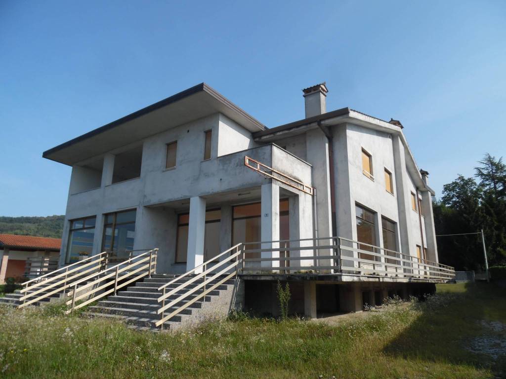 intera palazzina in vendita a San Daniele del Friuli