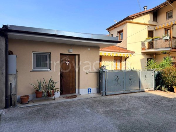 casa indipendente in vendita a San Daniele del Friuli in zona Villanova
