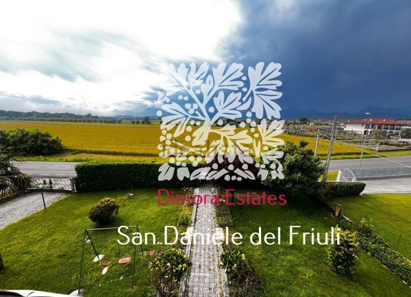 casa indipendente in vendita a San Daniele del Friuli