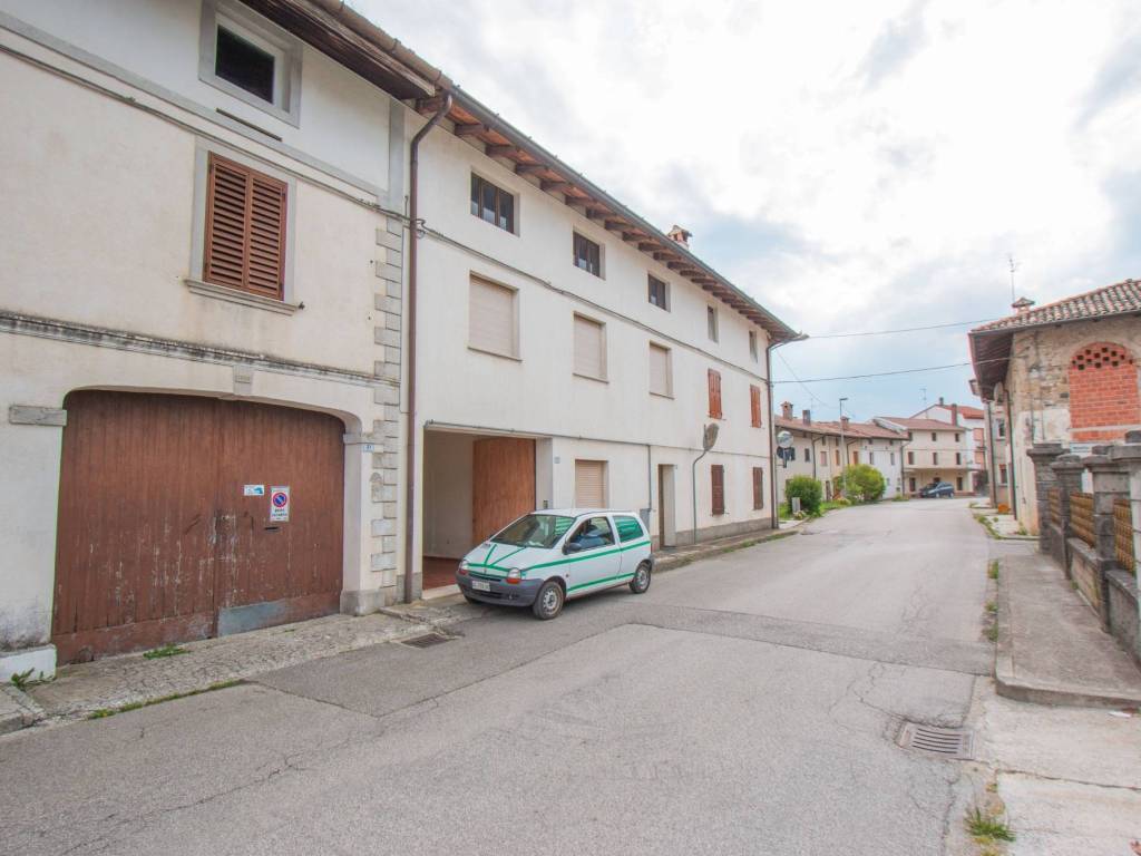 casa indipendente in vendita a San Daniele del Friuli in zona Villanova