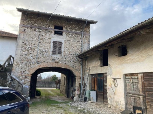casa indipendente in vendita a San Daniele del Friuli in zona Villanova