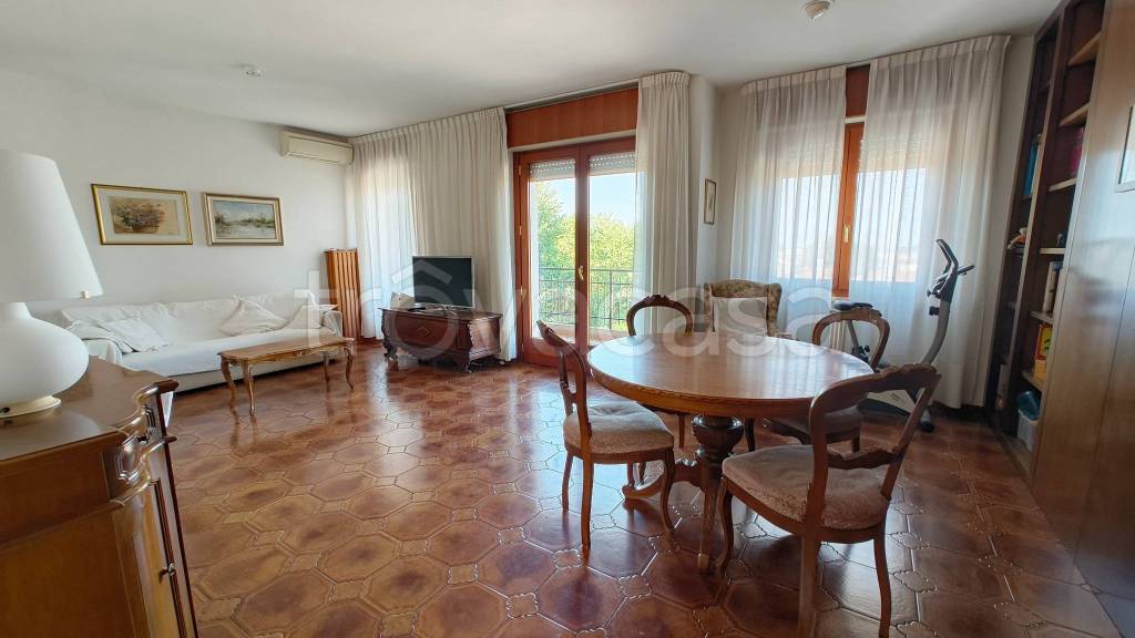 appartamento in vendita a San Daniele del Friuli in zona Aonedis