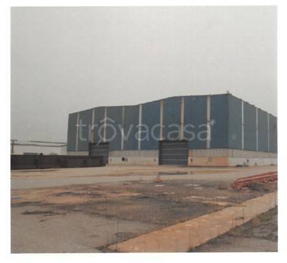 locale commerciale in vendita a San Giorgio di Nogaro