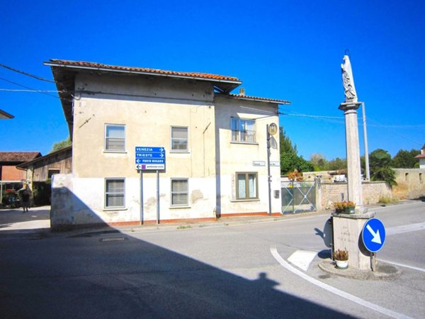 casa indipendente in vendita a San Giorgio di Nogaro in zona Villanova
