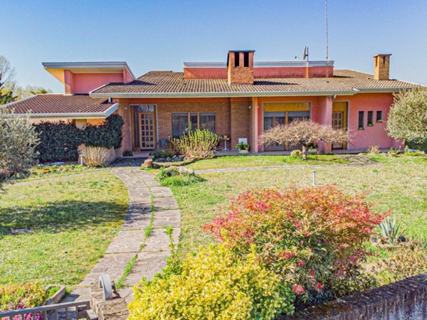 casa indipendente in vendita a San Giorgio di Nogaro