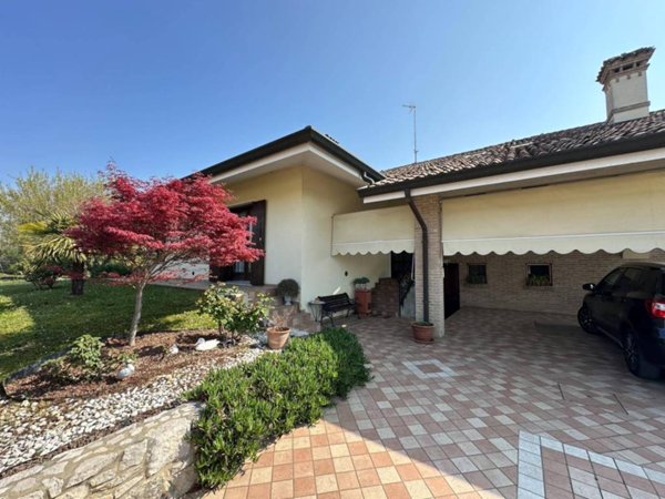 casa indipendente in vendita a San Giorgio di Nogaro