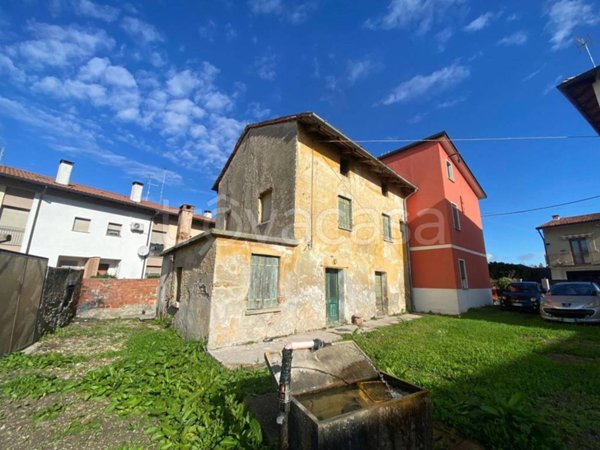 casa indipendente in vendita a San Giorgio di Nogaro