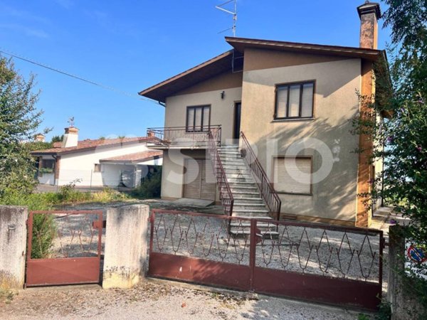 casa indipendente in vendita a San Giorgio di Nogaro