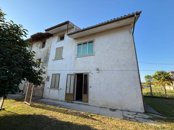 appartamento in vendita a San Giorgio di Nogaro in zona Chiarisacco