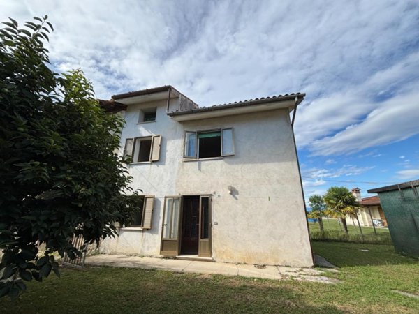 casa indipendente in vendita a San Giorgio di Nogaro in zona Chiarisacco