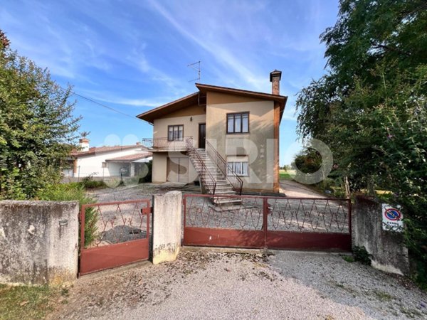 casa indipendente in vendita a San Giorgio di Nogaro