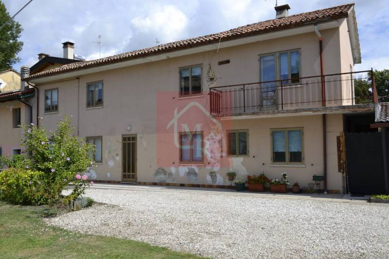 casa indipendente in vendita a San Giorgio di Nogaro