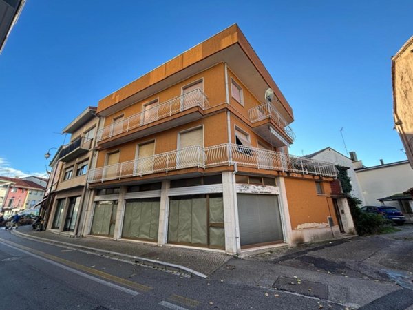 casa indipendente in vendita a San Giorgio di Nogaro