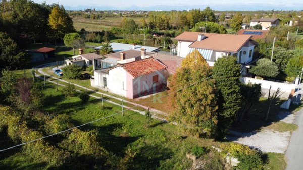 casa indipendente in vendita a San Giorgio di Nogaro