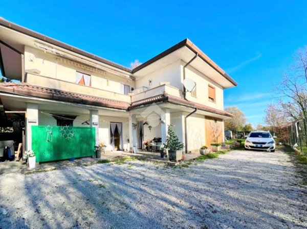 casa indipendente in vendita a San Giorgio di Nogaro in zona Villanova