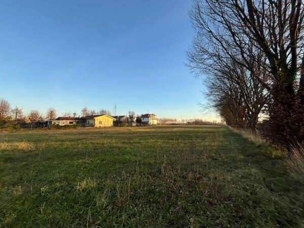 terreno edificabile in vendita a San Giorgio di Nogaro in zona Galli