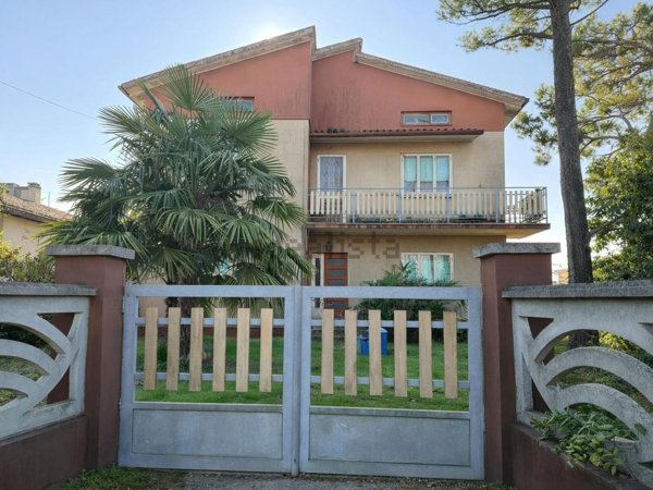 casa indipendente in vendita a San Giorgio di Nogaro