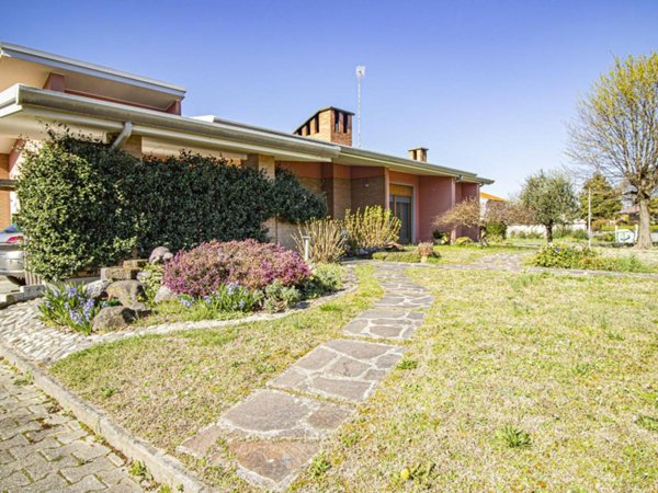 casa indipendente in vendita a San Giorgio di Nogaro