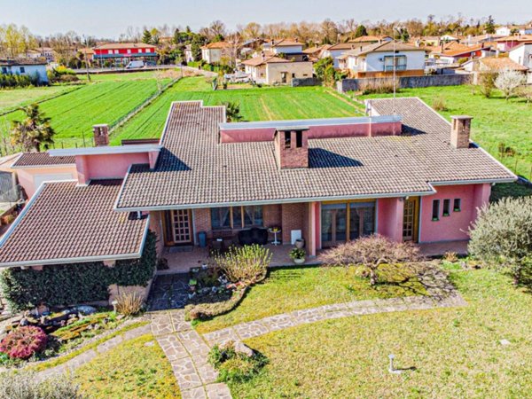 casa indipendente in vendita a San Giorgio di Nogaro