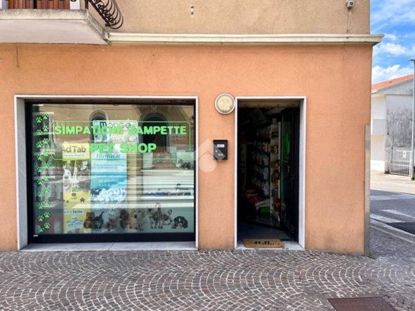 negozio in vendita a San Giorgio di Nogaro