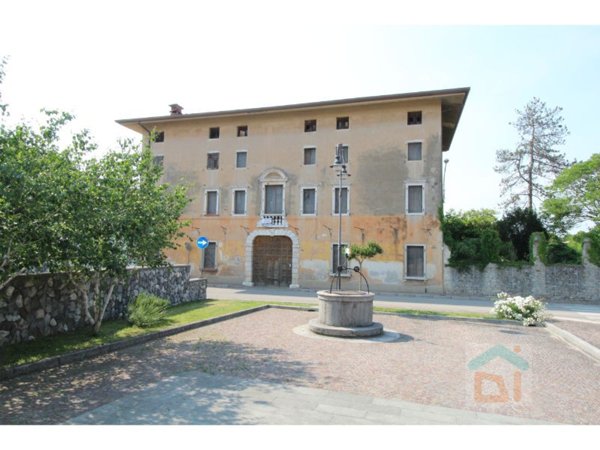 casale in vendita a San Giovanni al Natisone in zona Medeuzza