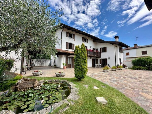 casa indipendente in vendita a San Giovanni al Natisone in zona Dolegnano