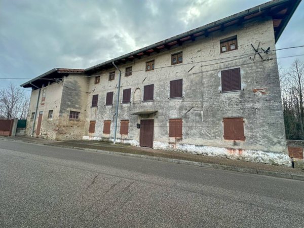 casa indipendente in vendita a San Giovanni al Natisone in zona Bolzano