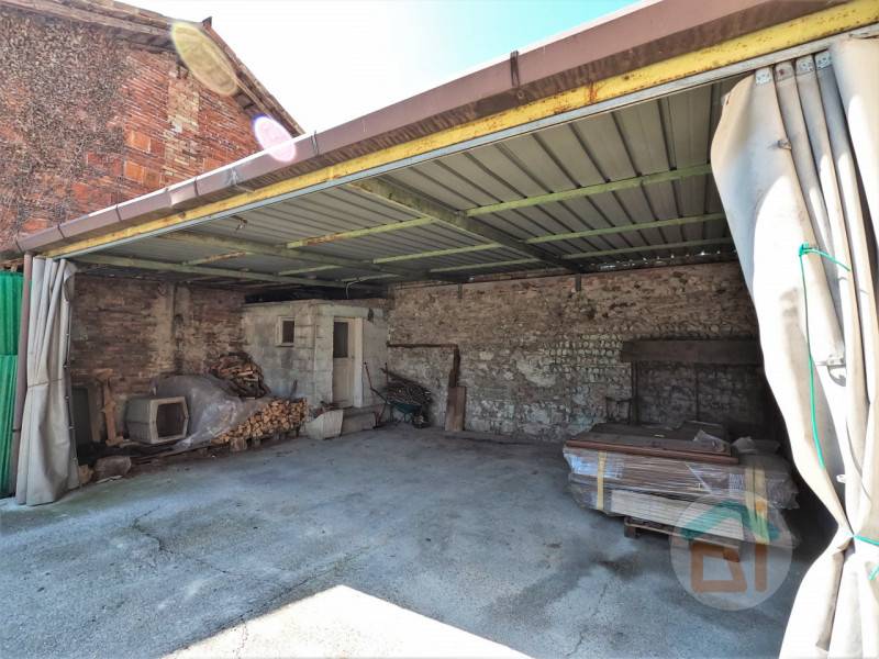 casa indipendente in vendita a San Giovanni al Natisone in zona Medeuzza
