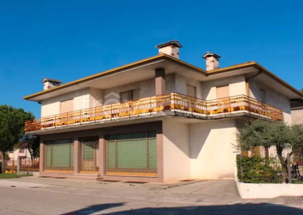 appartamento in vendita a San Giovanni al Natisone in zona Medeuzza