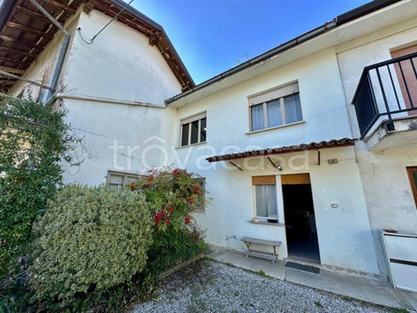 casa indipendente in vendita a San Giovanni al Natisone in zona Medeuzza