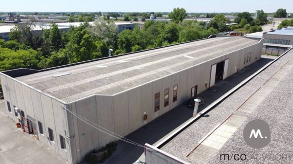 capannone in vendita a San Giovanni al Natisone