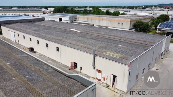 capannone in vendita a San Giovanni al Natisone