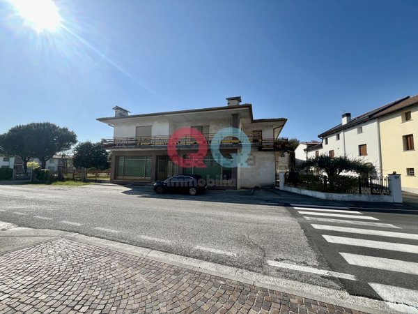 pentavano in vendita a San Giovanni al Natisone in zona Medeuzza