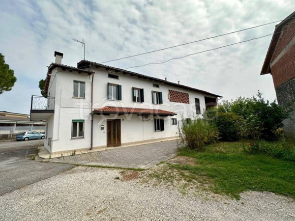 casa indipendente in vendita a San Giovanni al Natisone in zona Medeuzza