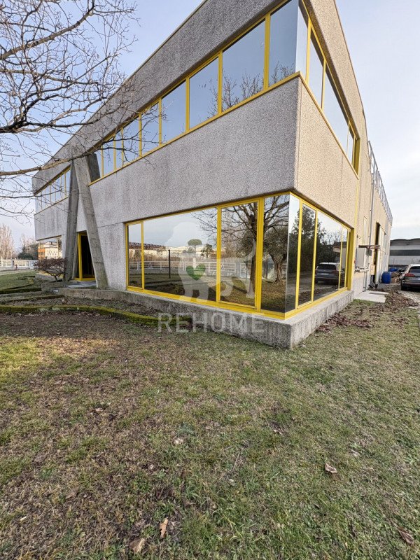 locale di sgombero in vendita a San Giovanni al Natisone