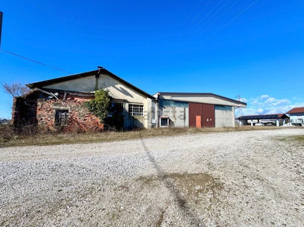 casale in vendita a San Giovanni al Natisone