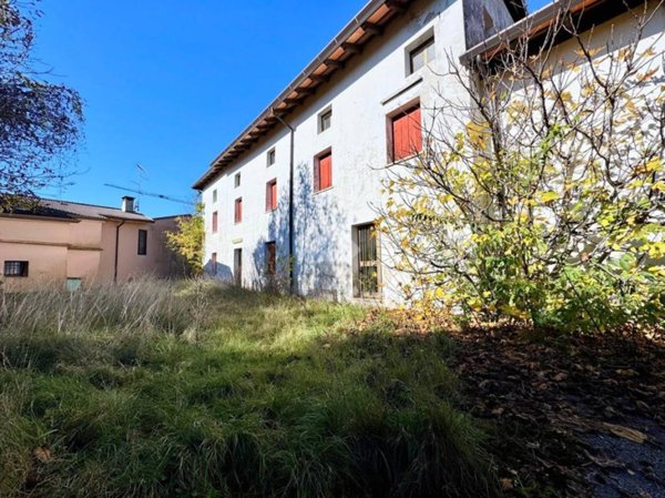 casa indipendente in vendita a San Giovanni al Natisone