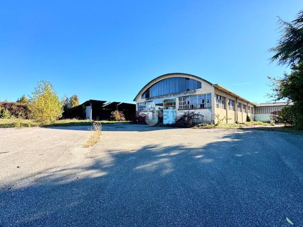 capannone in vendita a San Giovanni al Natisone