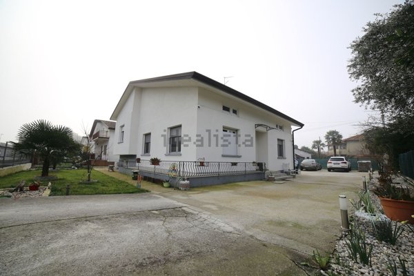 casa indipendente in vendita a San Giovanni al Natisone