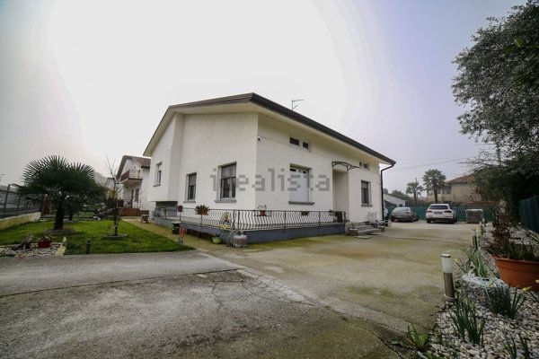 casa indipendente in vendita a San Giovanni al Natisone