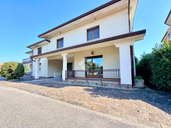 casa indipendente in vendita a San Giovanni al Natisone